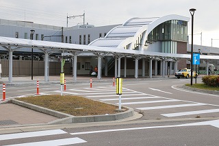 ���R�s���C�w�F���΁AL�^���a��