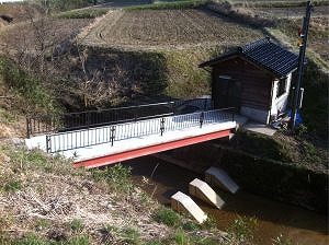 RC���[�h�X���u�Ô��s���ɂĉː݂��Ă��܂�